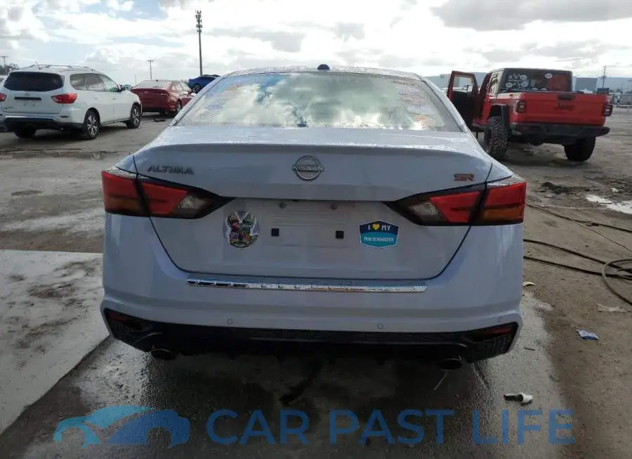 1N4BL4CV1PN381374# 6