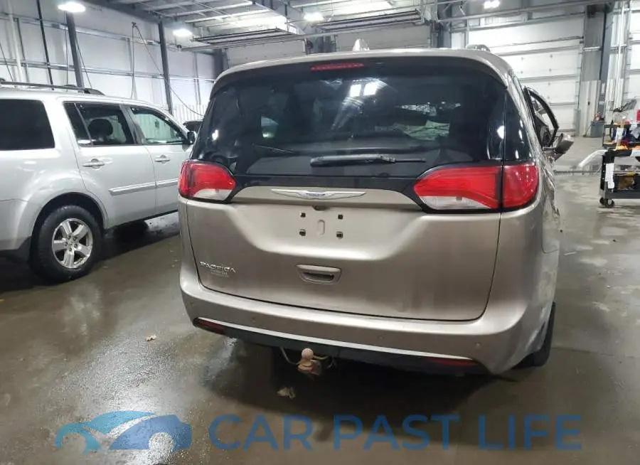2C4RC1EG3JR109683# 6