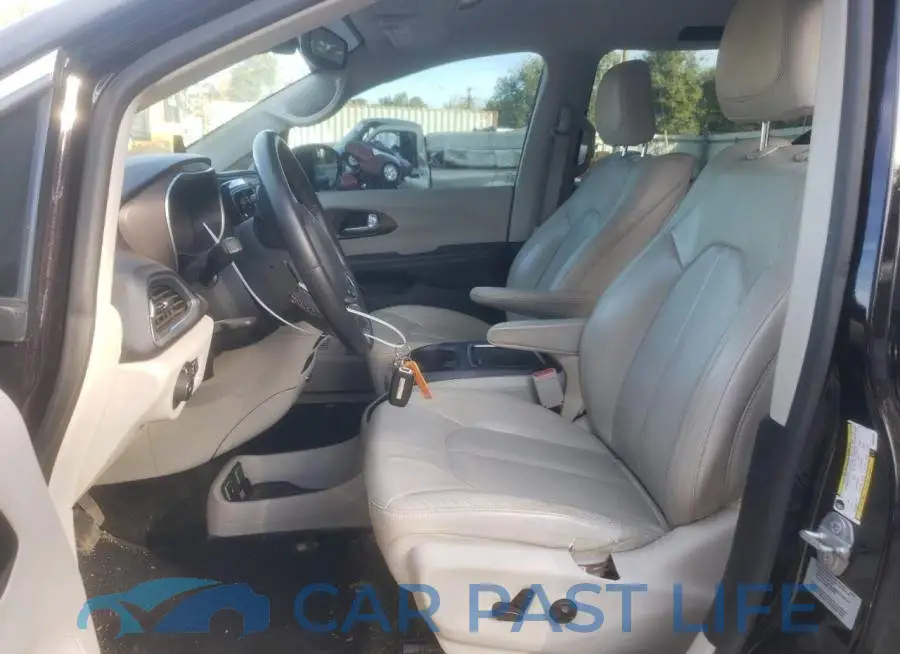 2C4RC1EG8HR551014# 7