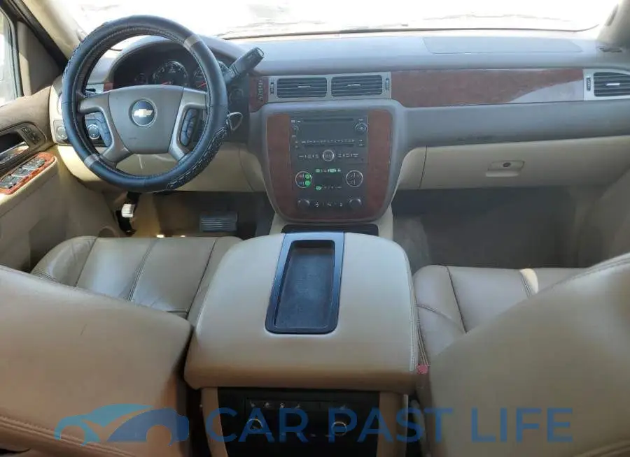 1GNSKBE05ER108356# 8
