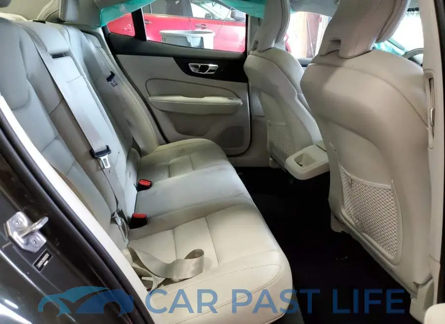 7JR102FK2MG102570# 10