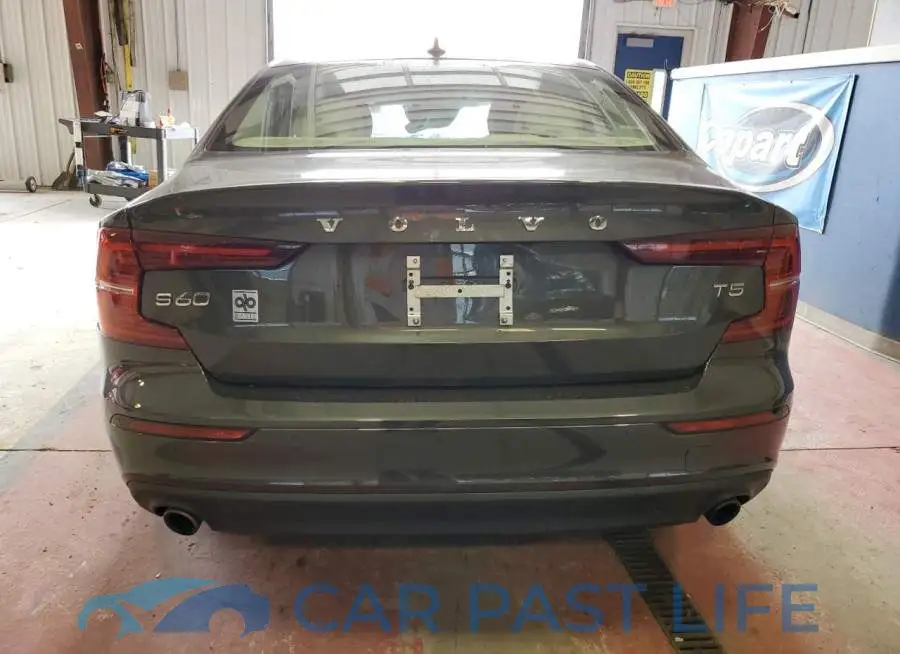 7JR102FK2MG102570# 6
