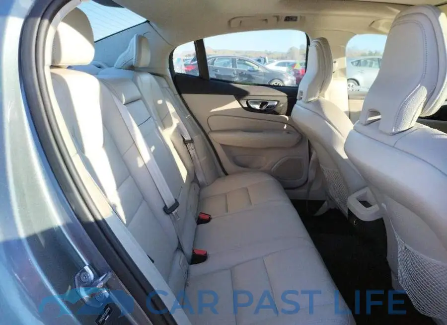 7JRA22TK1LG072216# 10