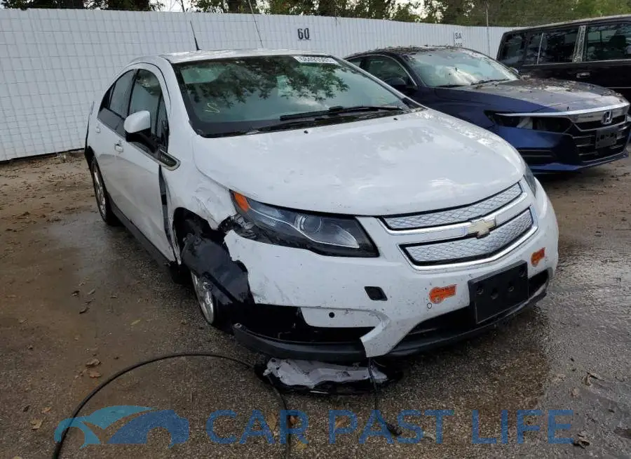 1G1RE6E40EU158368# 4