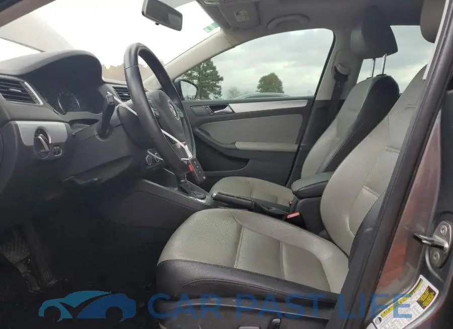 3VW637AJ0EM209161# 7