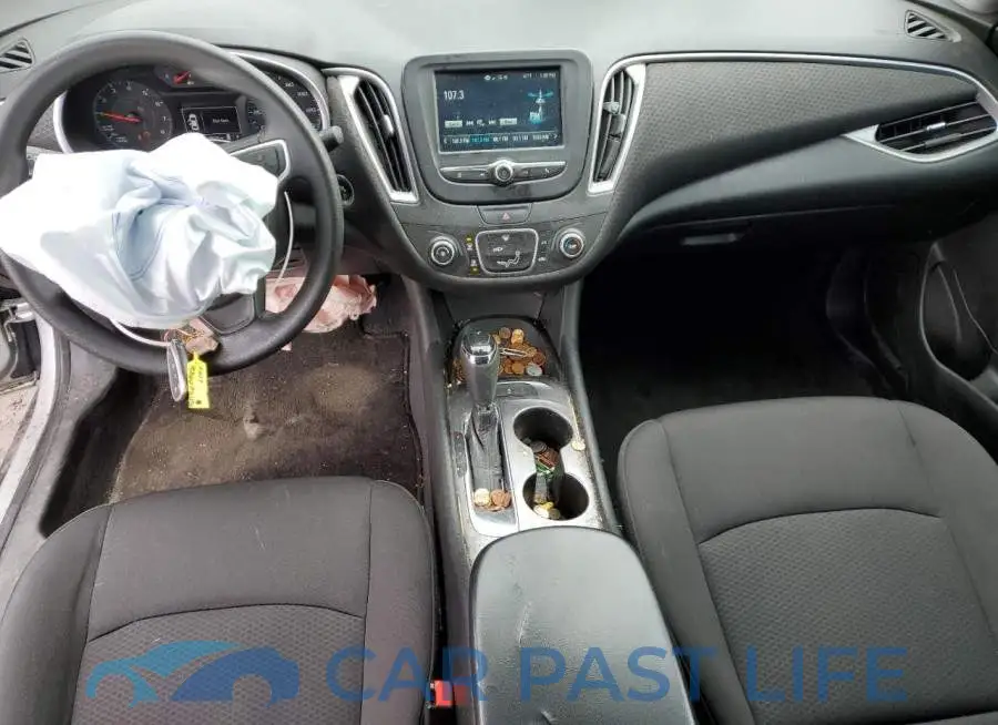 1G1ZB5ST1JF218218# 8