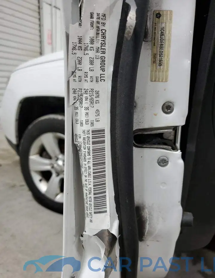 1C4NJDEB8ED521665# 13