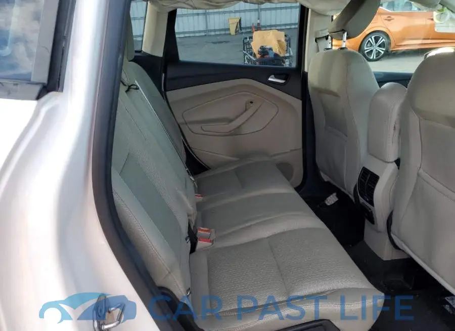 1FADP5AU6JL105093# 10