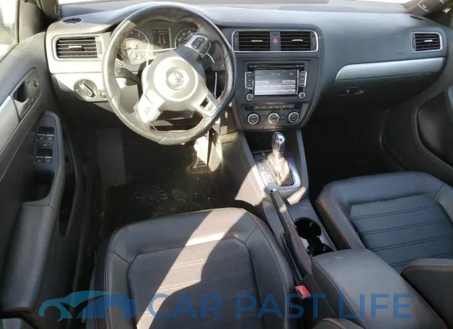 3VW4T7AJ6EM215988# 8