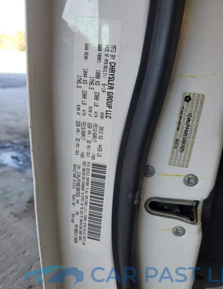 1C4NJPFA8ED887925# 12