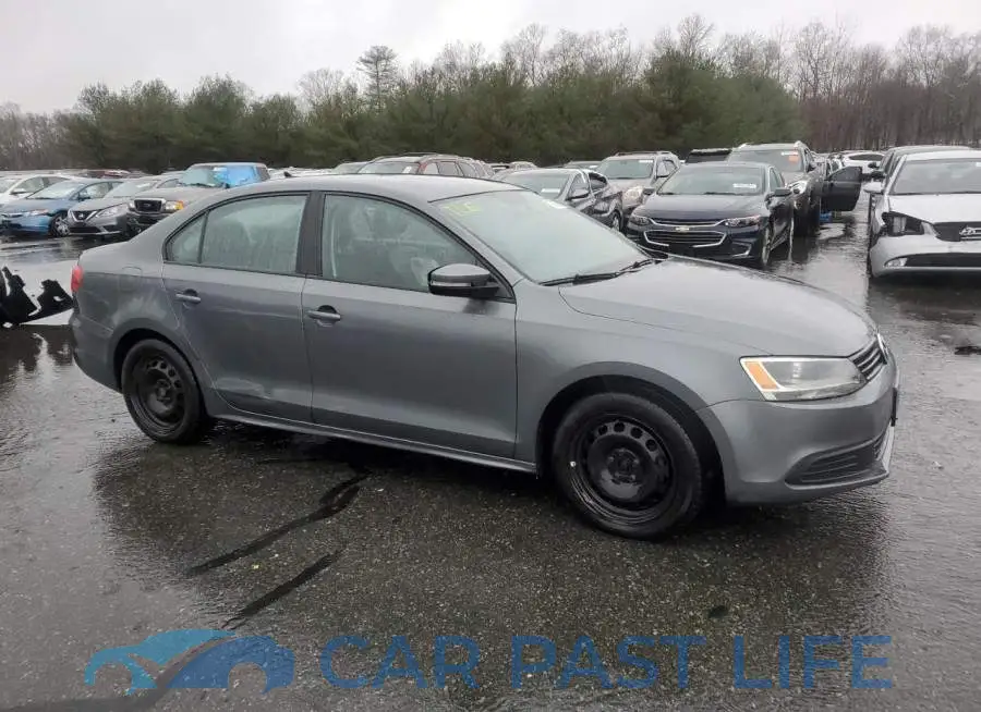3VWD17AJ2EM246502# 4