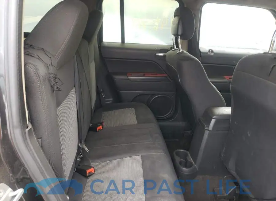 1C4NJRFB3ED714219# 6