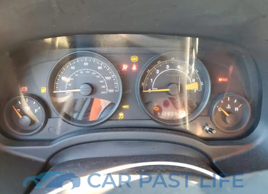 1C4NJRFB7ED588334# 9