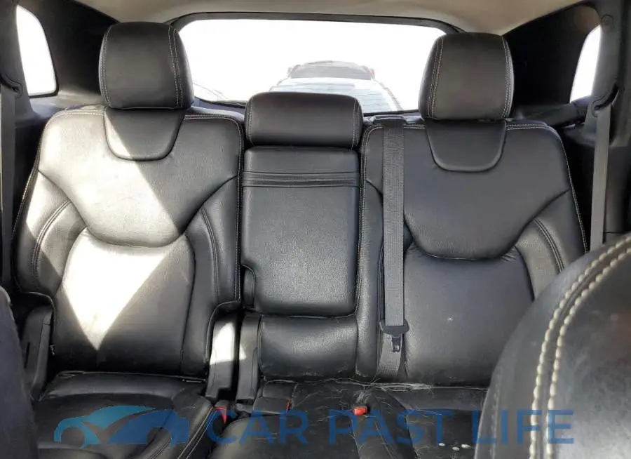 1C4PJLCB4HW653207# 10