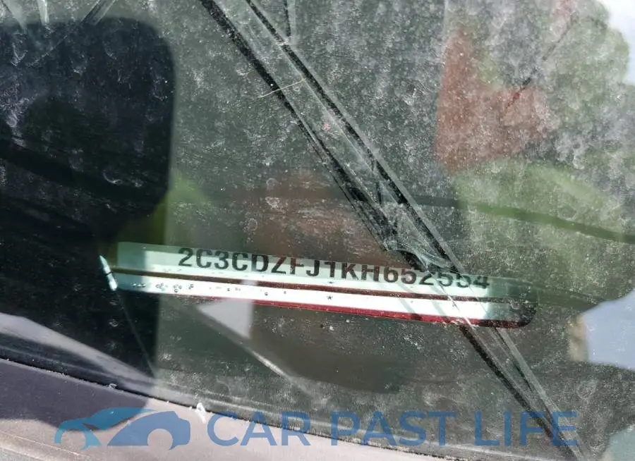 2C3CDZFJ1KH652554# 12