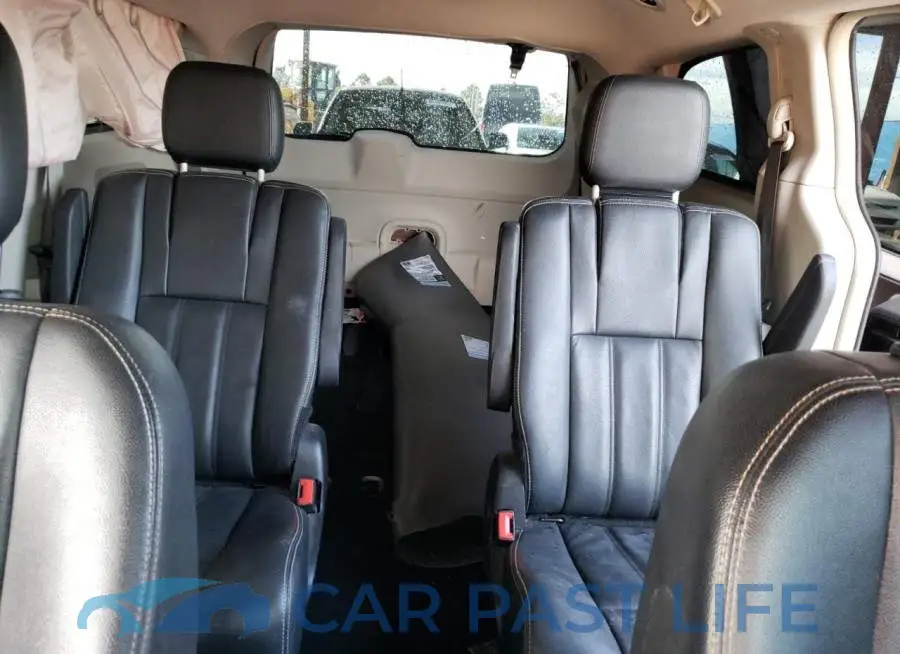 2C4RC1BG2FR726049# 10