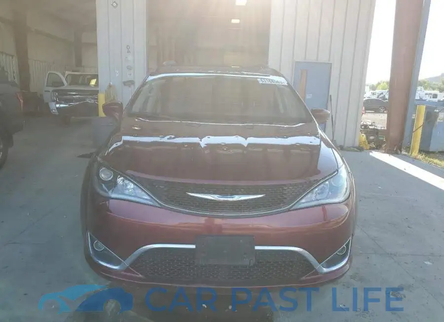 2C4RC1BG8JR115693# 5