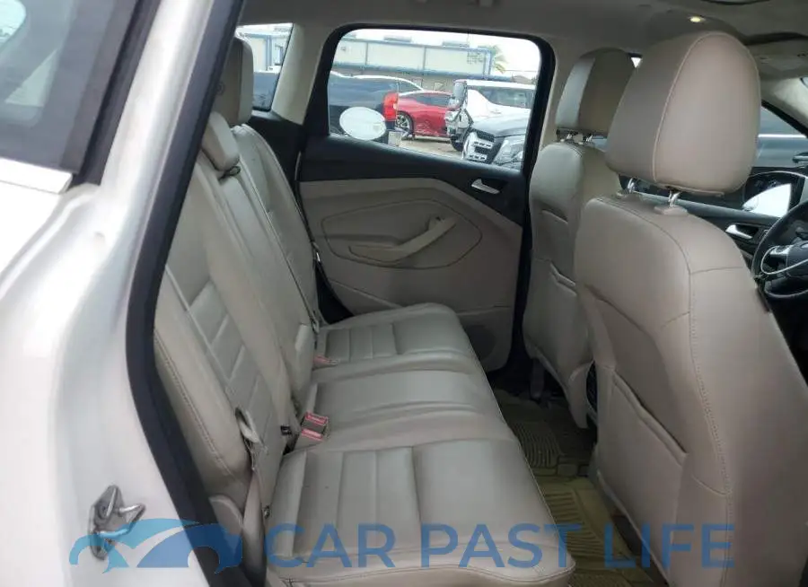 1FADP5BU8EL518461# 10