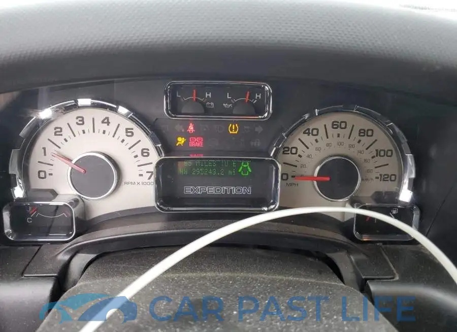 1FMJU2A50EEF32692# 9