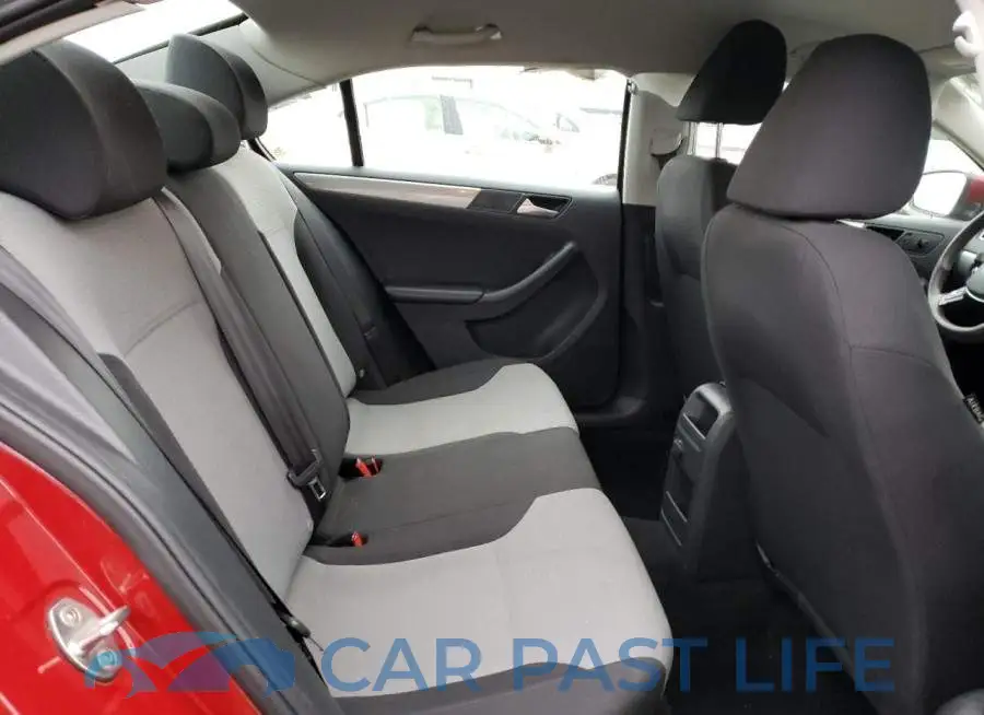3VW2B7AJ2HM245729# 10