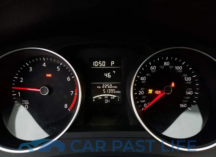 3VW2B7AJ2HM245729# 9