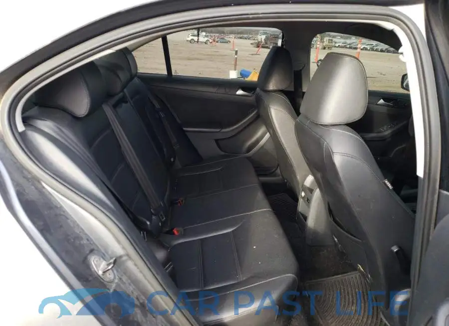 3VWD17AJ7EM424145# 10