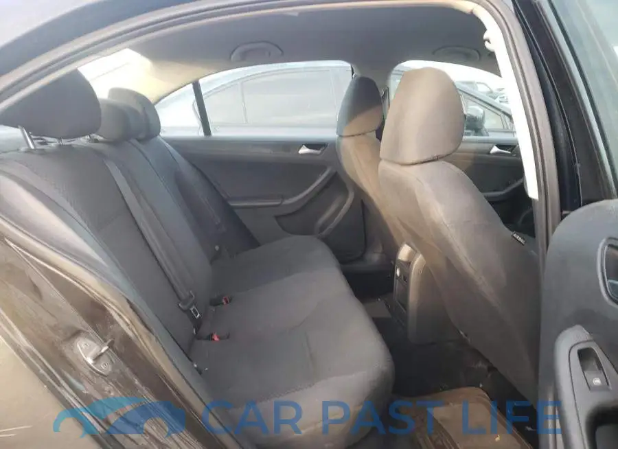 3VW2K7AJ7EM379082# 10