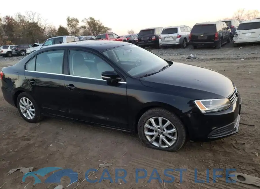 3VWD17AJ2EM361696# 4