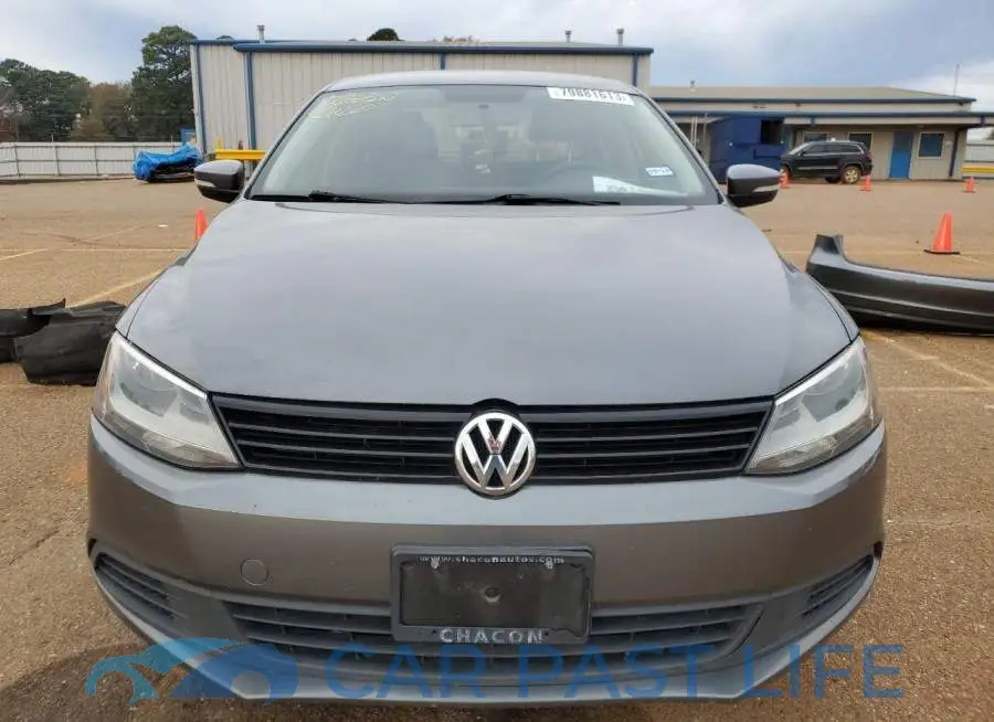 3VWD17AJ8EM416278# 5