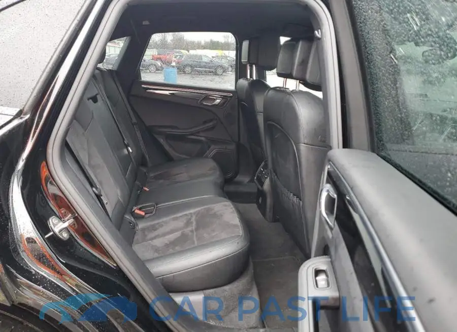 WP1AA2A50JLB11332# 10