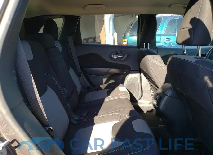 1C4PJLCB0EW189554# 11