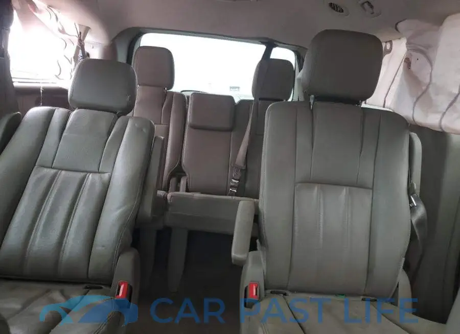 2C4RC1BGXER311401# 10