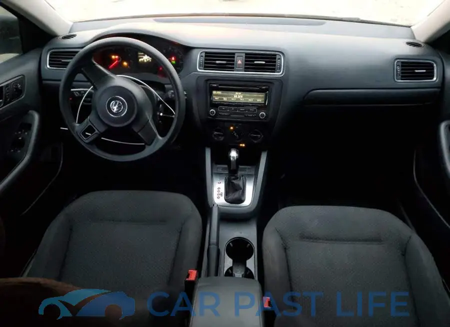 3VW2K7AJ7EM406216# 8