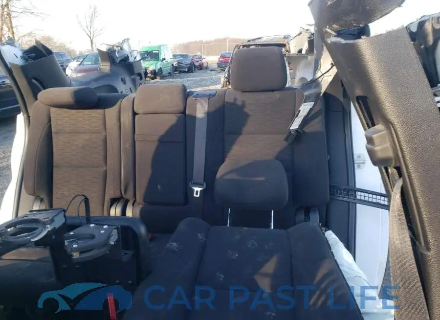 1C4SDJFT2LC346199# 10