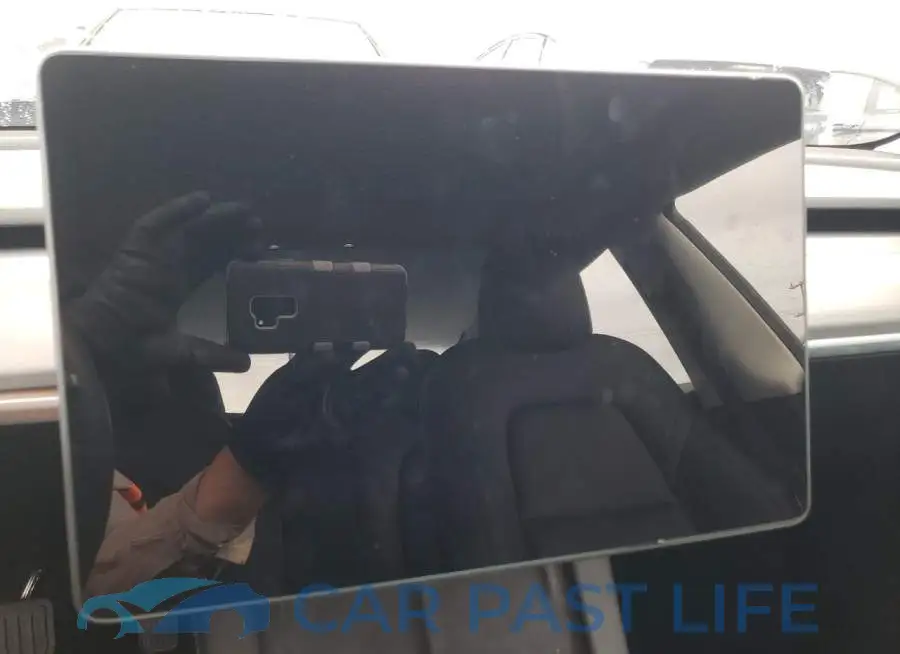 5YJ3E1EA7PF485674# 9