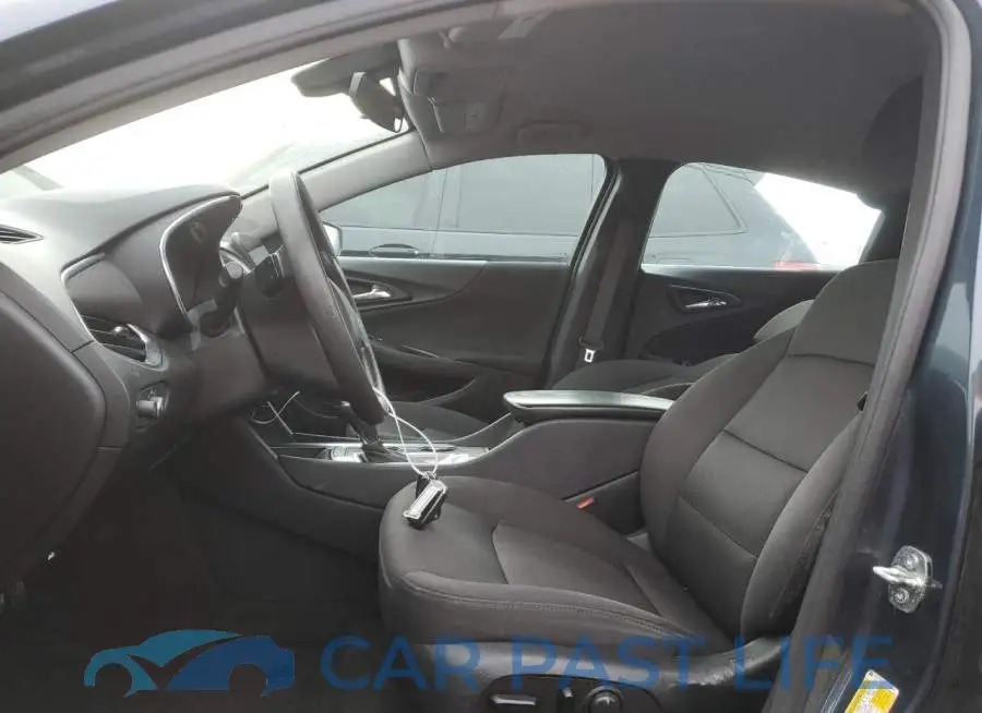 1G1ZD5ST4LF110690# 7