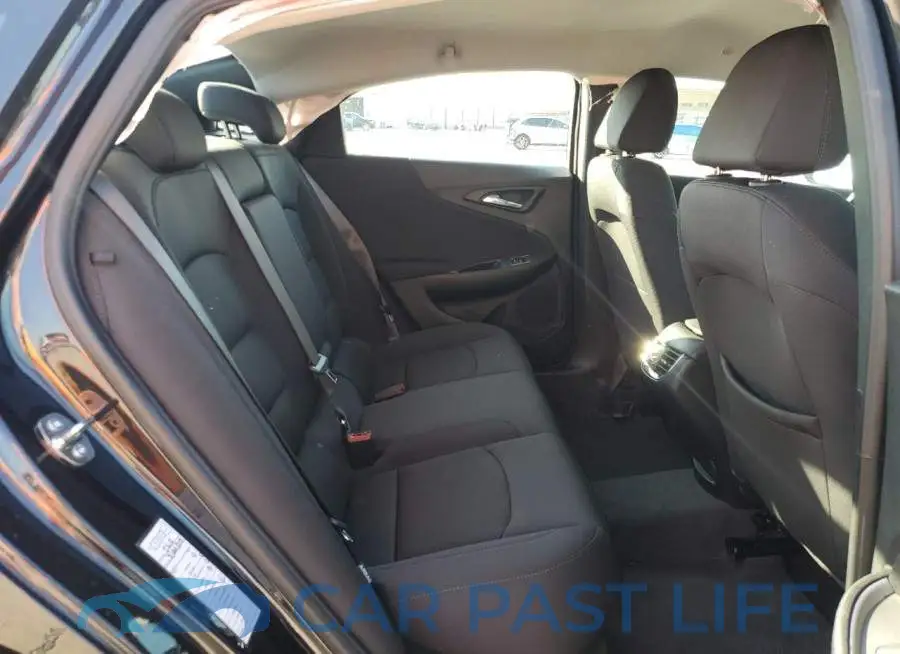 1G1ZD5ST8PF179159# 10