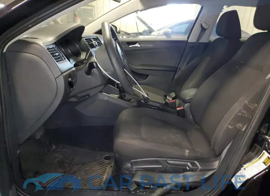3VW267AJ3GM331733# 7