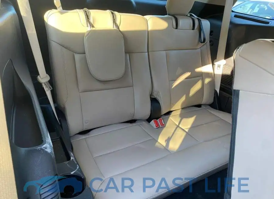 1FMSK7DH9NGA39952# 8