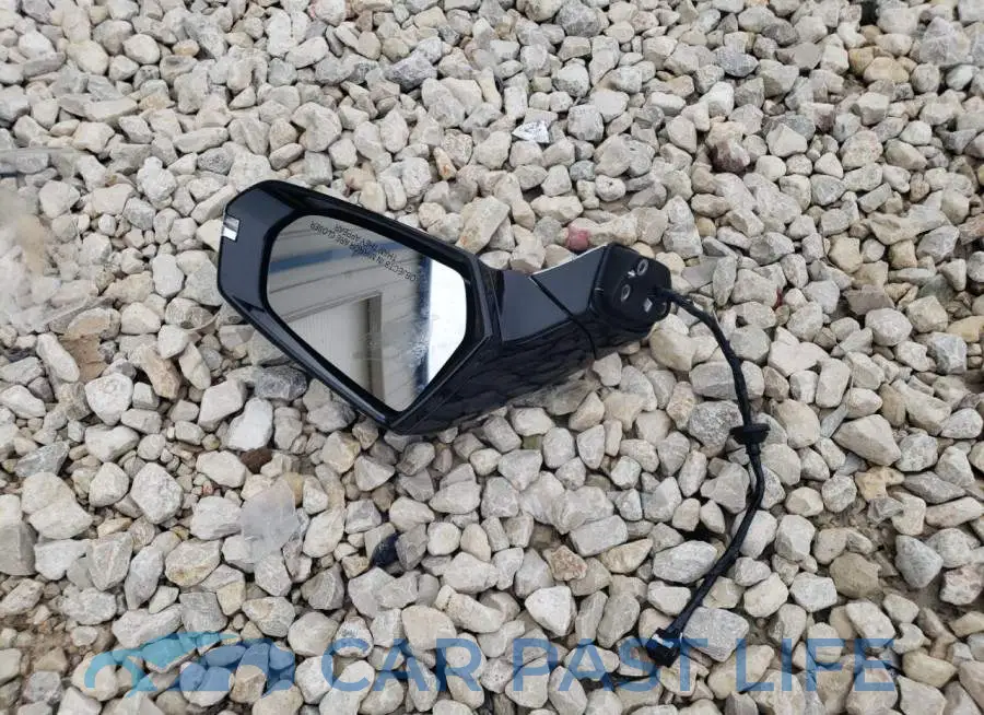 1G6RM1E44GU134304# 12