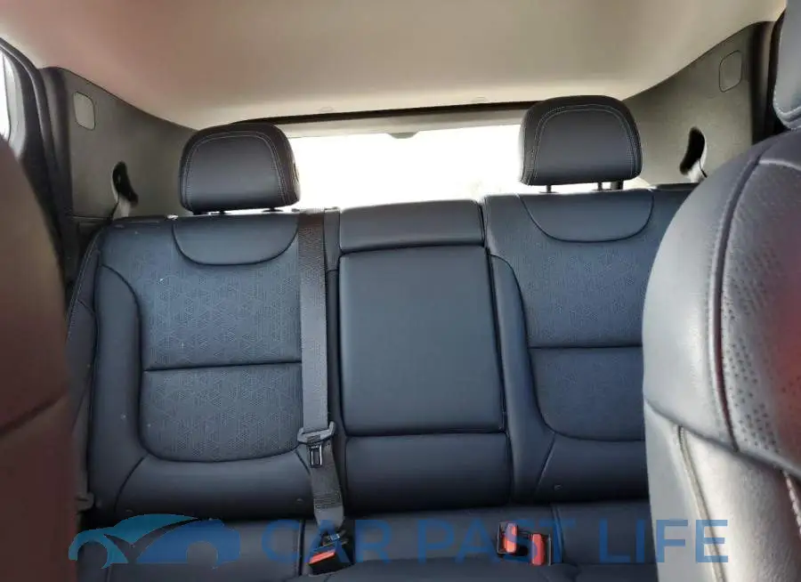 1G1FZ6S09N4110991# 10