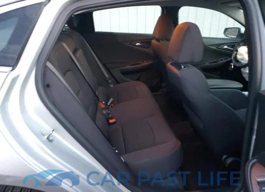1G1ZD5ST5NF174188# 10