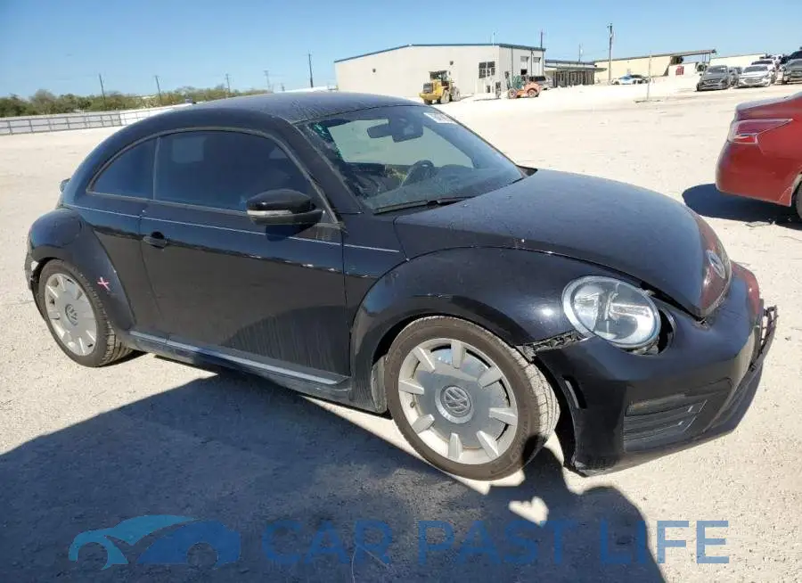 3VWFD7AT6JM710533# 4