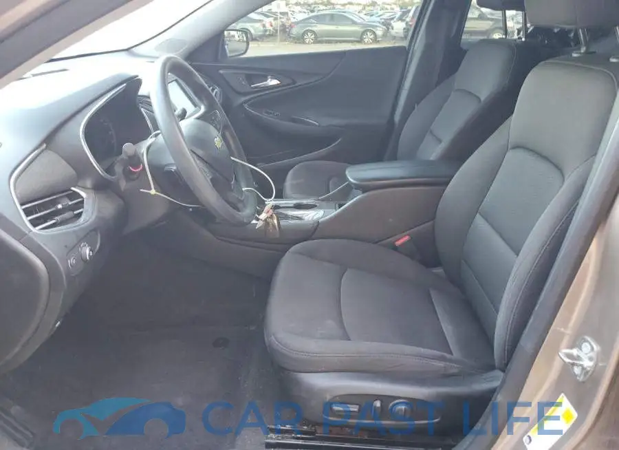 1G1ZD5ST4JF116745# 7