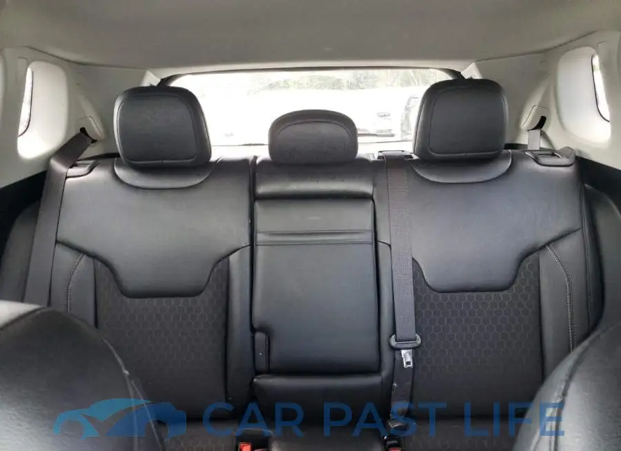 3C4NJCBB6KT789151# 10