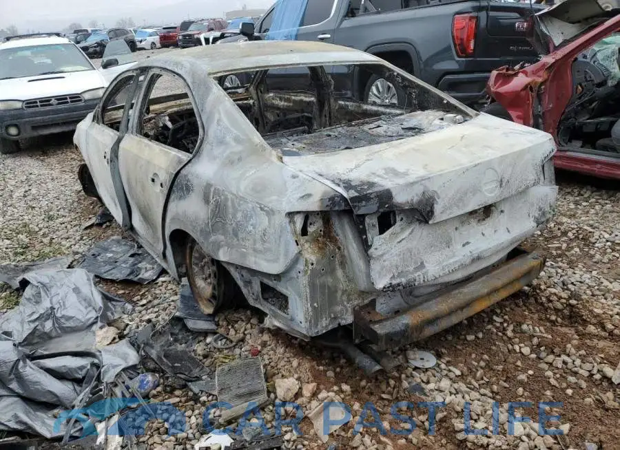 3VW2B7AJ4HM272253# 2