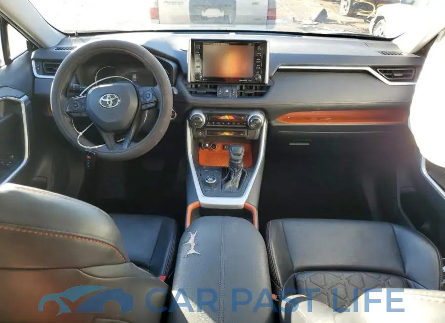 2T3J1RFV8KC052520# 8