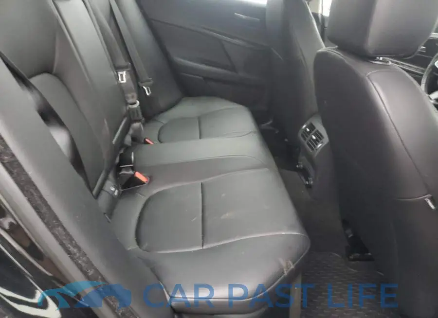 SAJAJ4BN3HCP15688# 10