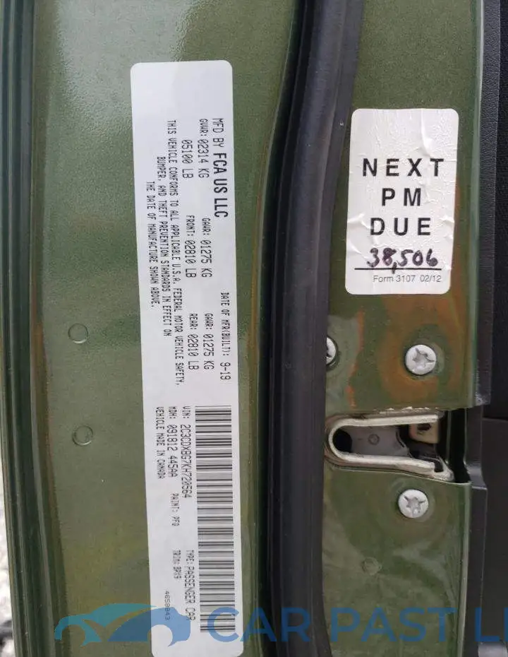2C3CDXBG7KH720564# 12