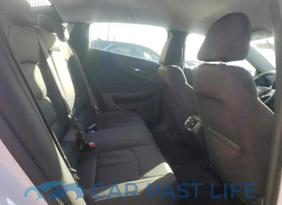 1G1ZD5ST8LF104598# 10